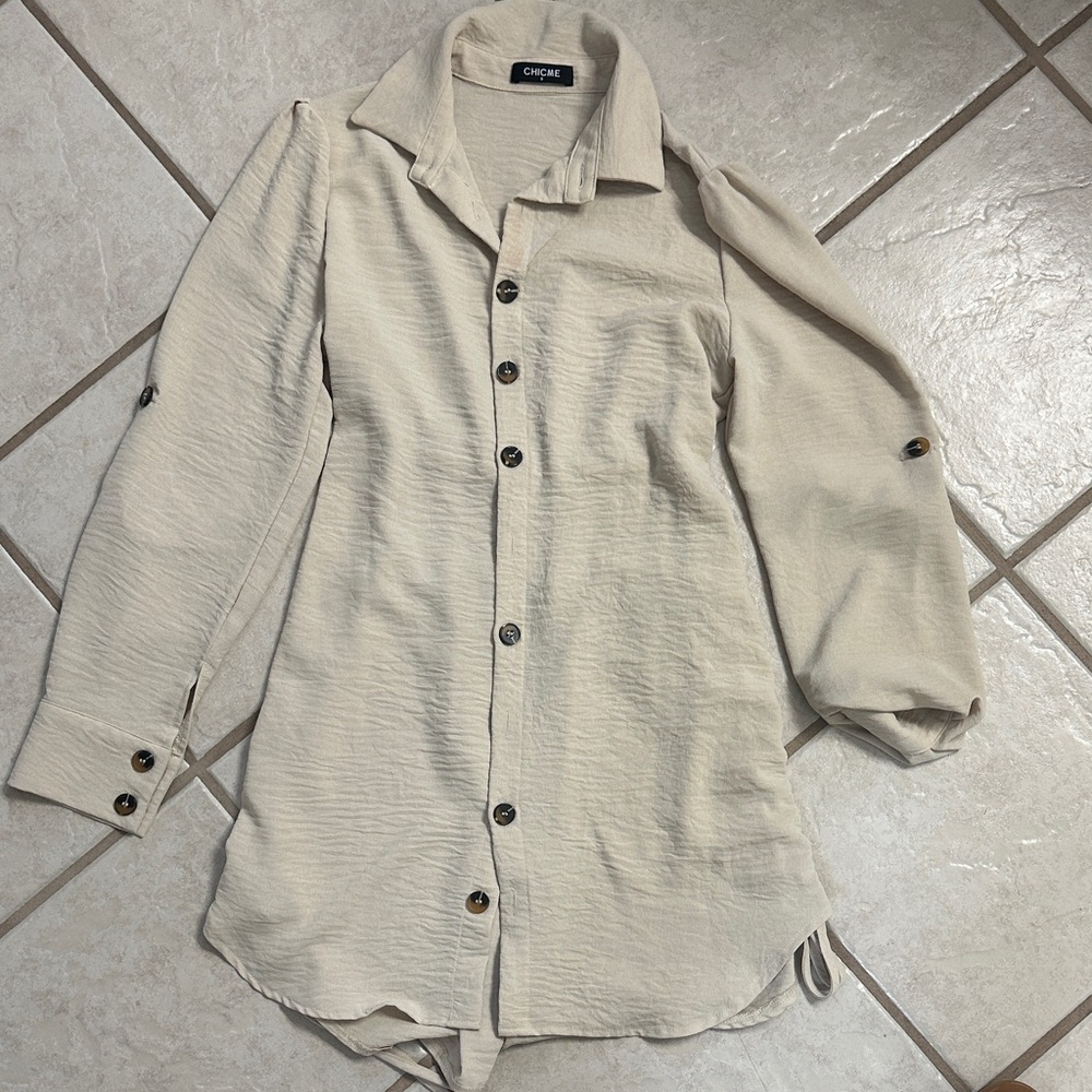Chic Beige Button-Up Dress